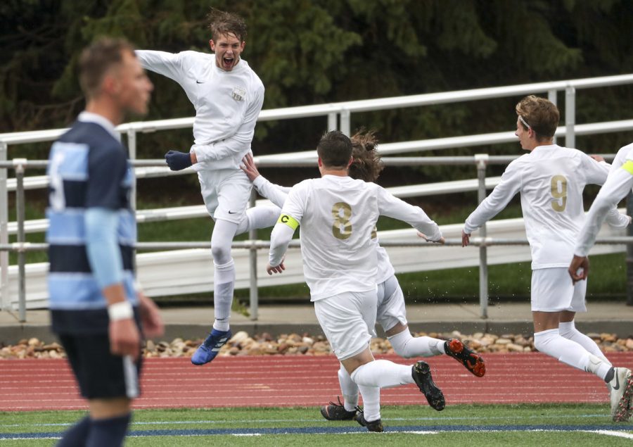 Davis High soccer takes on rival Fremont High