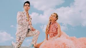 Taylor Swifts new song ft. Brendon Urie disappointed us all