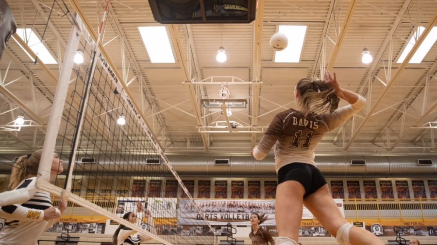 DHS Volleyball Team's Eventful Week