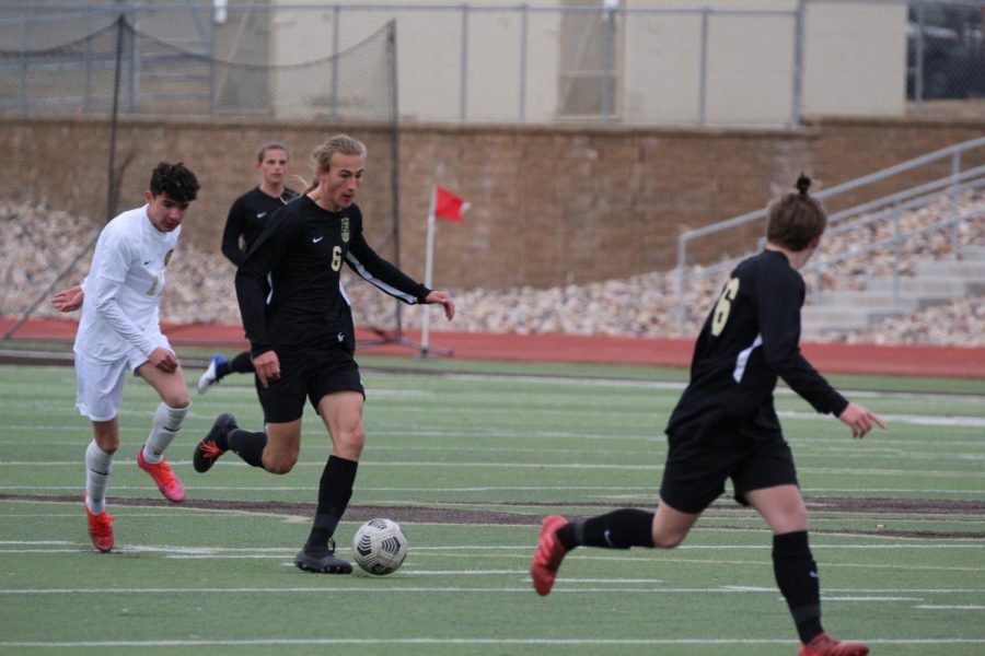 Davis Soccer team in it to win it!